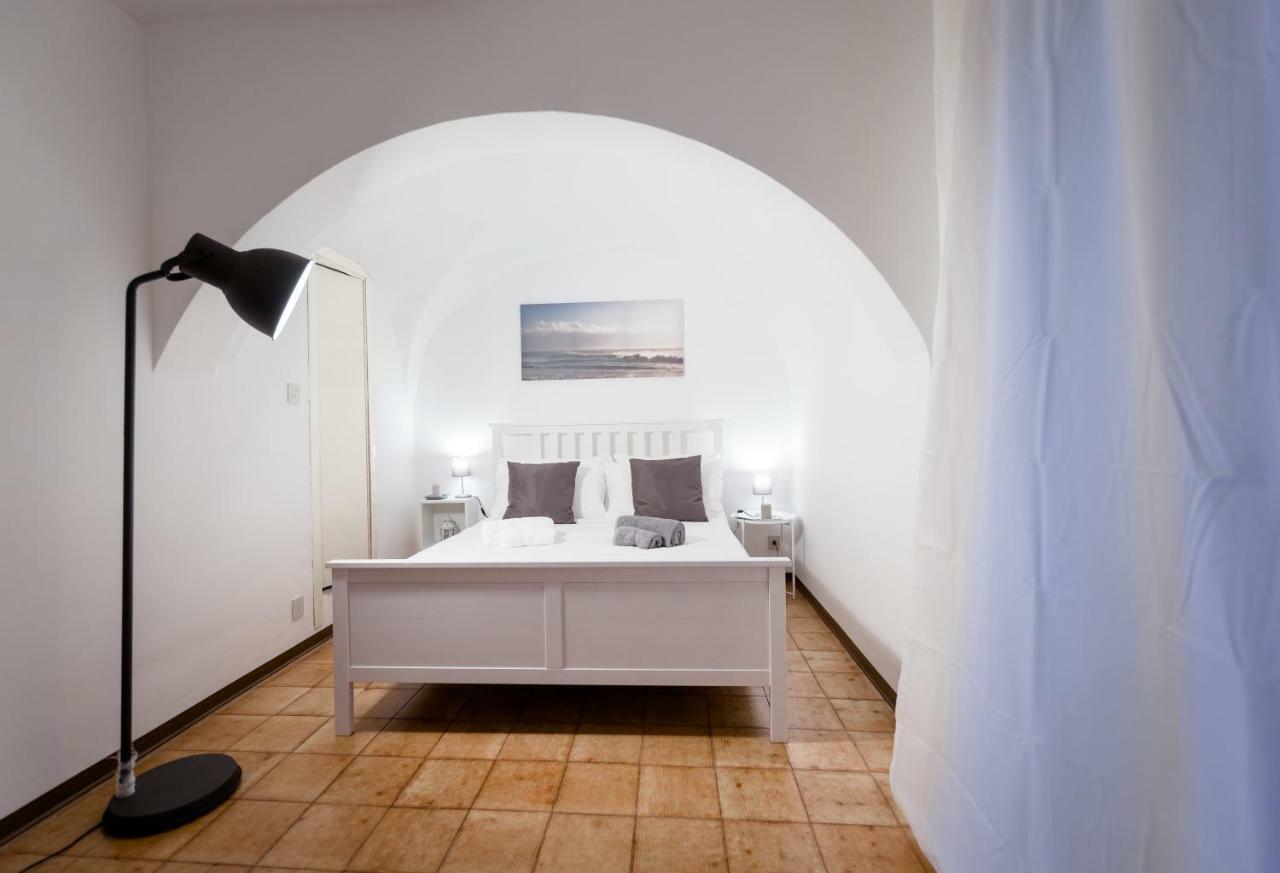 Apartment Center *